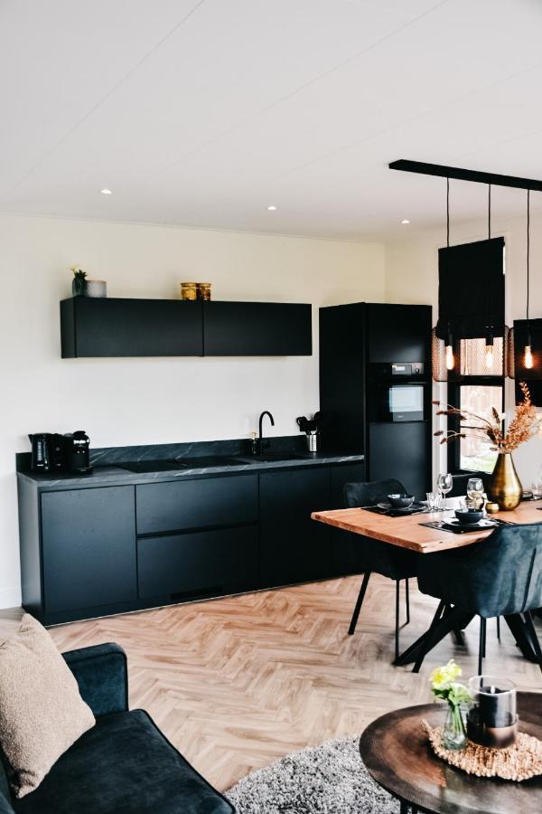 Marinapark Residentie Nieuw Loosdrecht Villa Luaran gambar