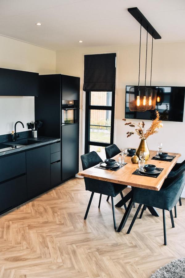 Marinapark Residentie Nieuw Loosdrecht Villa Luaran gambar