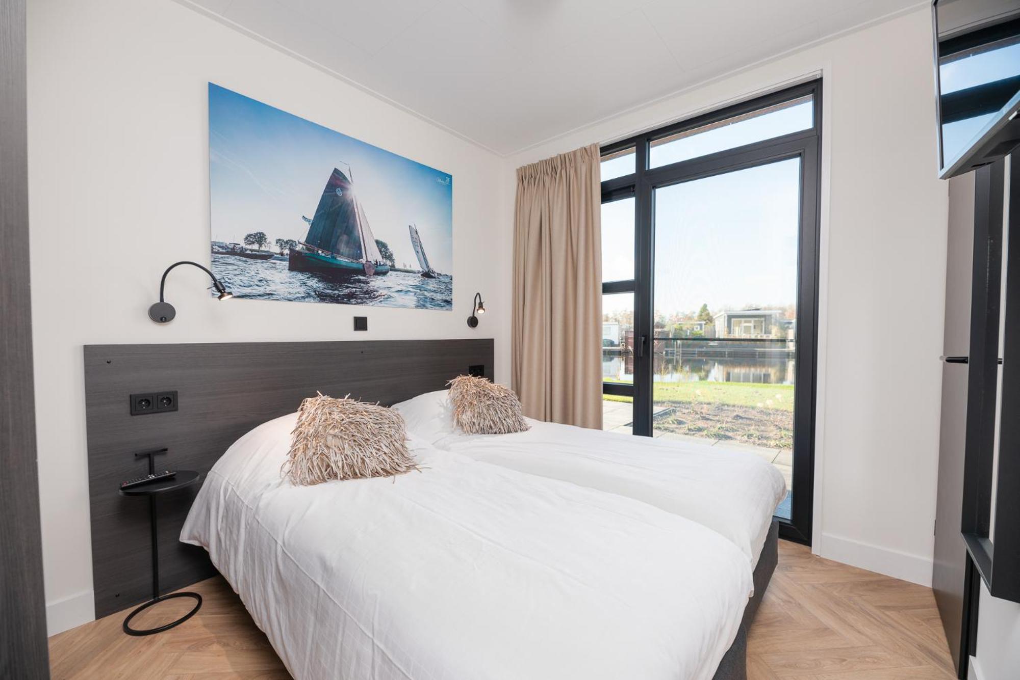 Marinapark Residentie Nieuw Loosdrecht Villa Luaran gambar