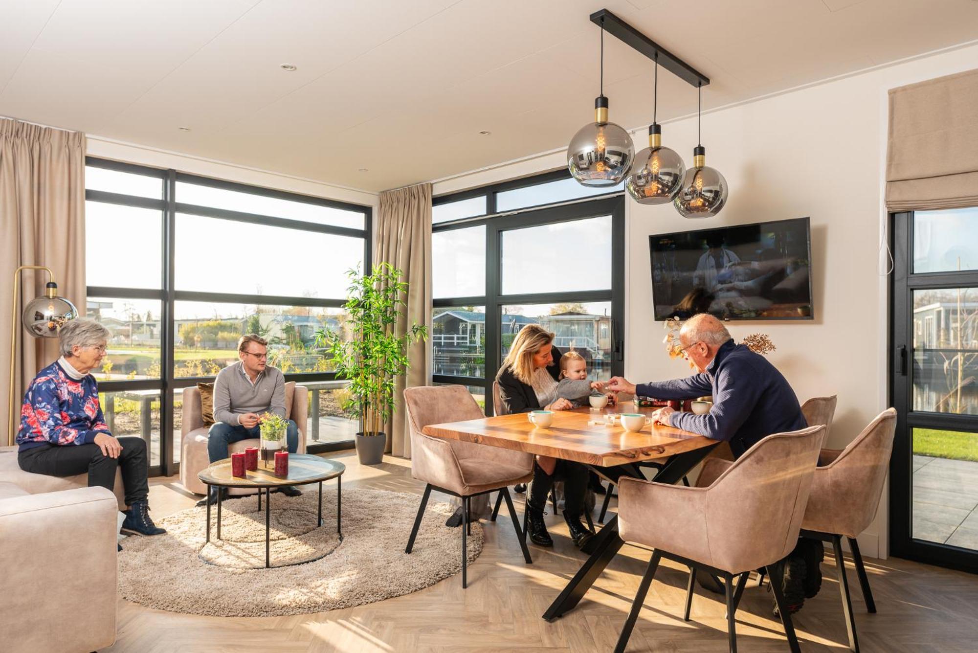 Marinapark Residentie Nieuw Loosdrecht Villa Luaran gambar