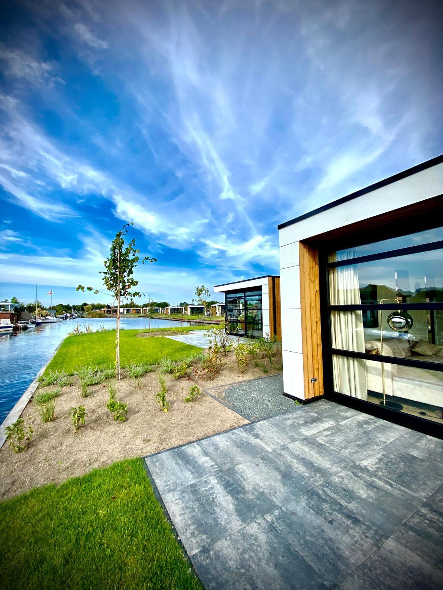 Marinapark Residentie Nieuw Loosdrecht Villa Luaran gambar