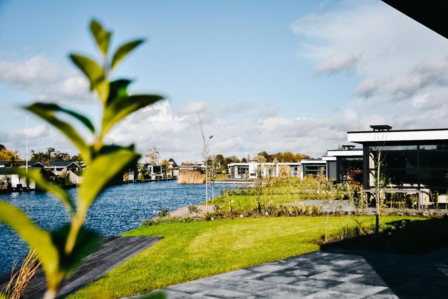 Marinapark Residentie Nieuw Loosdrecht Villa Luaran gambar