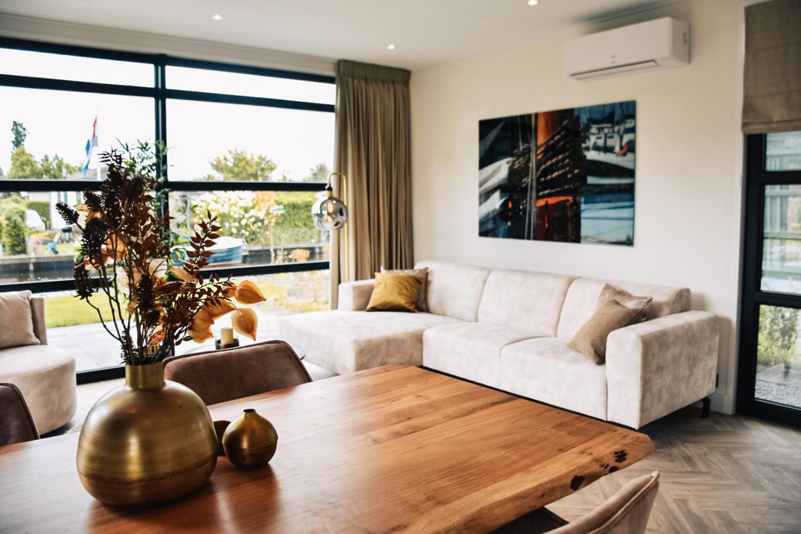 Marinapark Residentie Nieuw Loosdrecht Villa Luaran gambar